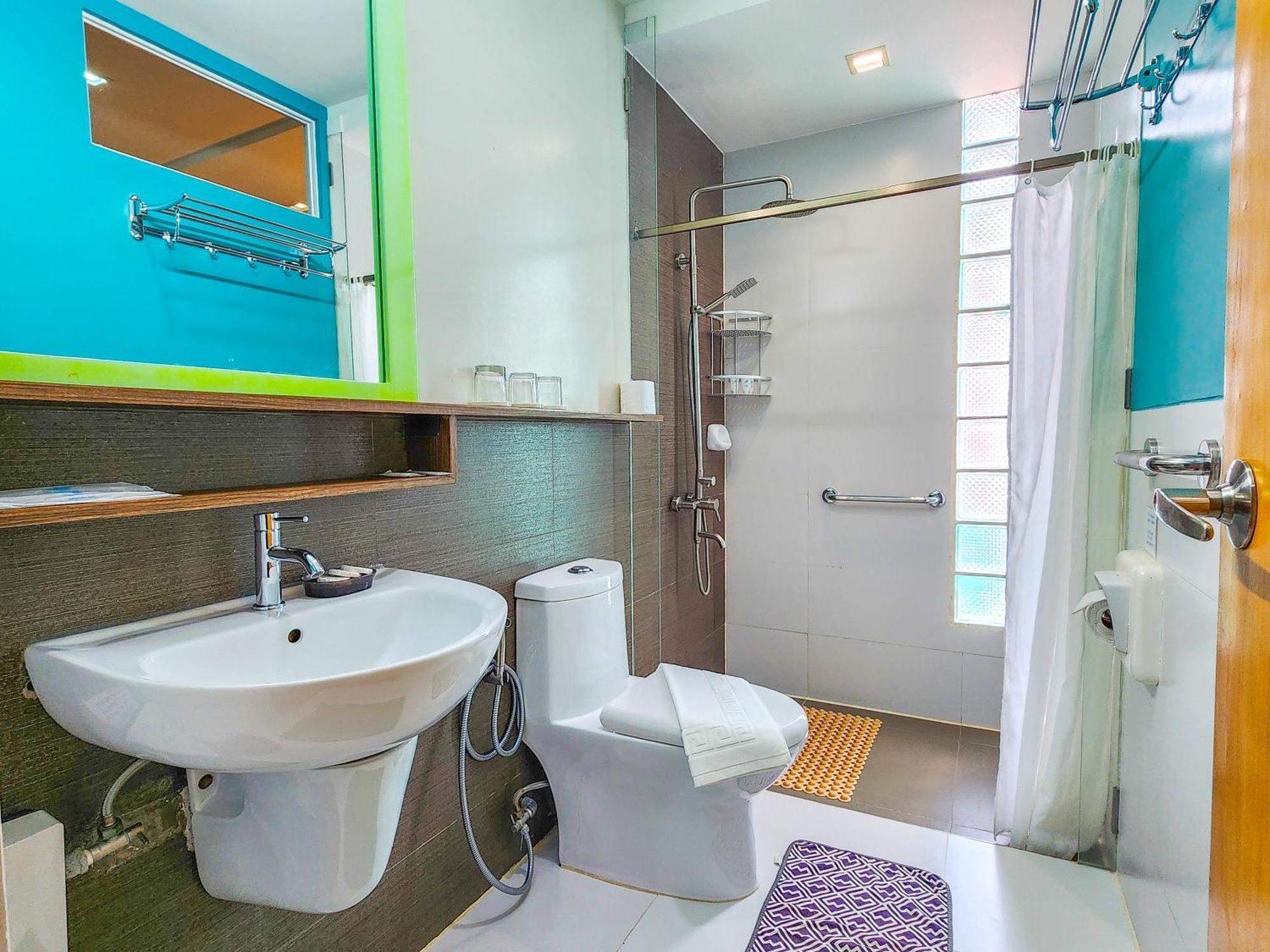 Sea Cocoon Hotel Ель-Нідо Екстер'єр фото